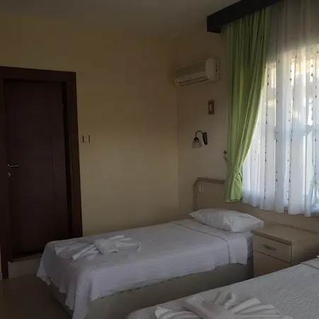 Отель Besik 3*