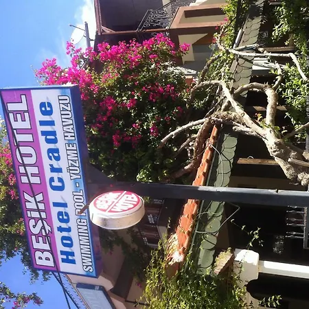Otel Besik