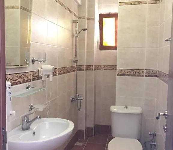 Ξενοδοχείο Besik 3*