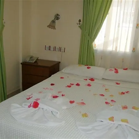 Besik 3* Φετιγιέ